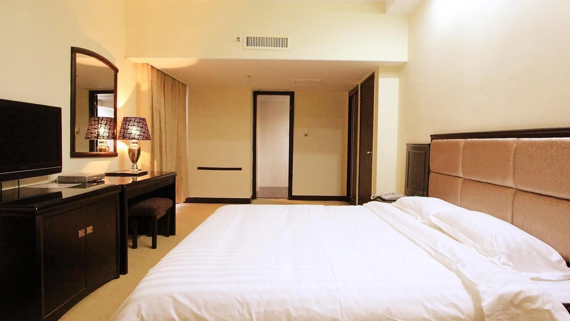 Greenery Hotel 주하이 시 4*, 주하이 시