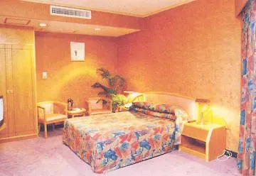 ג'וחאי Greenery Hotel 4*,